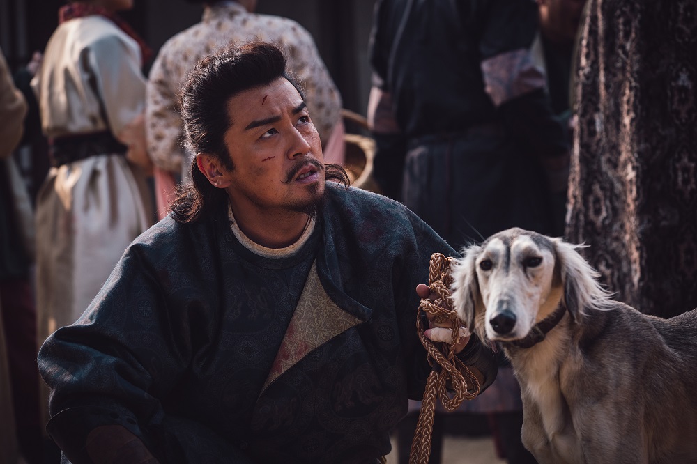 雷佳音新造型出演电视剧《长安十二时辰》