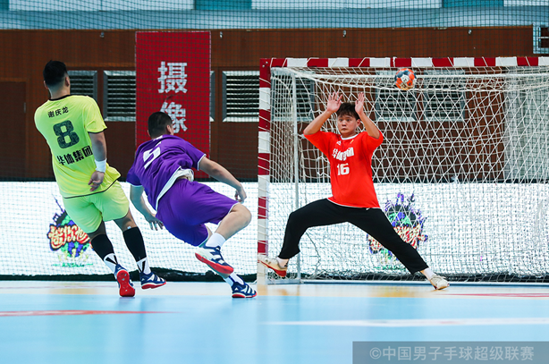 怎么当好守门员 540a61d374ca50bd07a017f26006baba.png