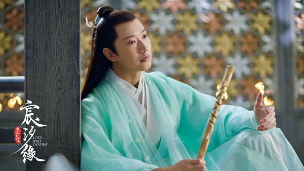 《宸汐缘》火热播映中 李嘉铭化身"云风上神"俊秀来袭