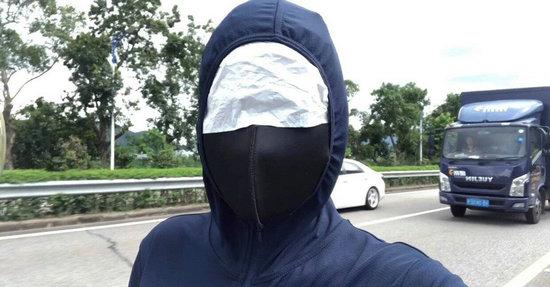 女生为了防晒能做到什么地步？亲妈都认不出来系列，了解一下