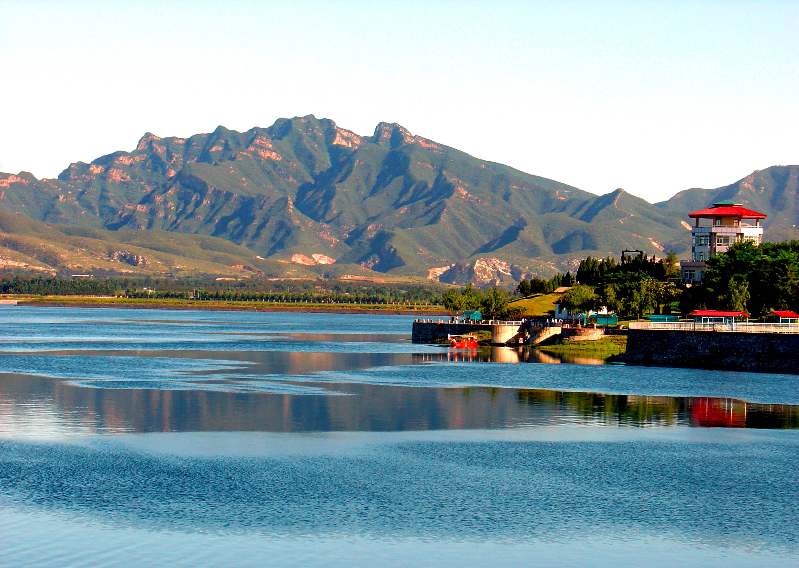 来北京青龙湖公园体验多重游玩乐趣