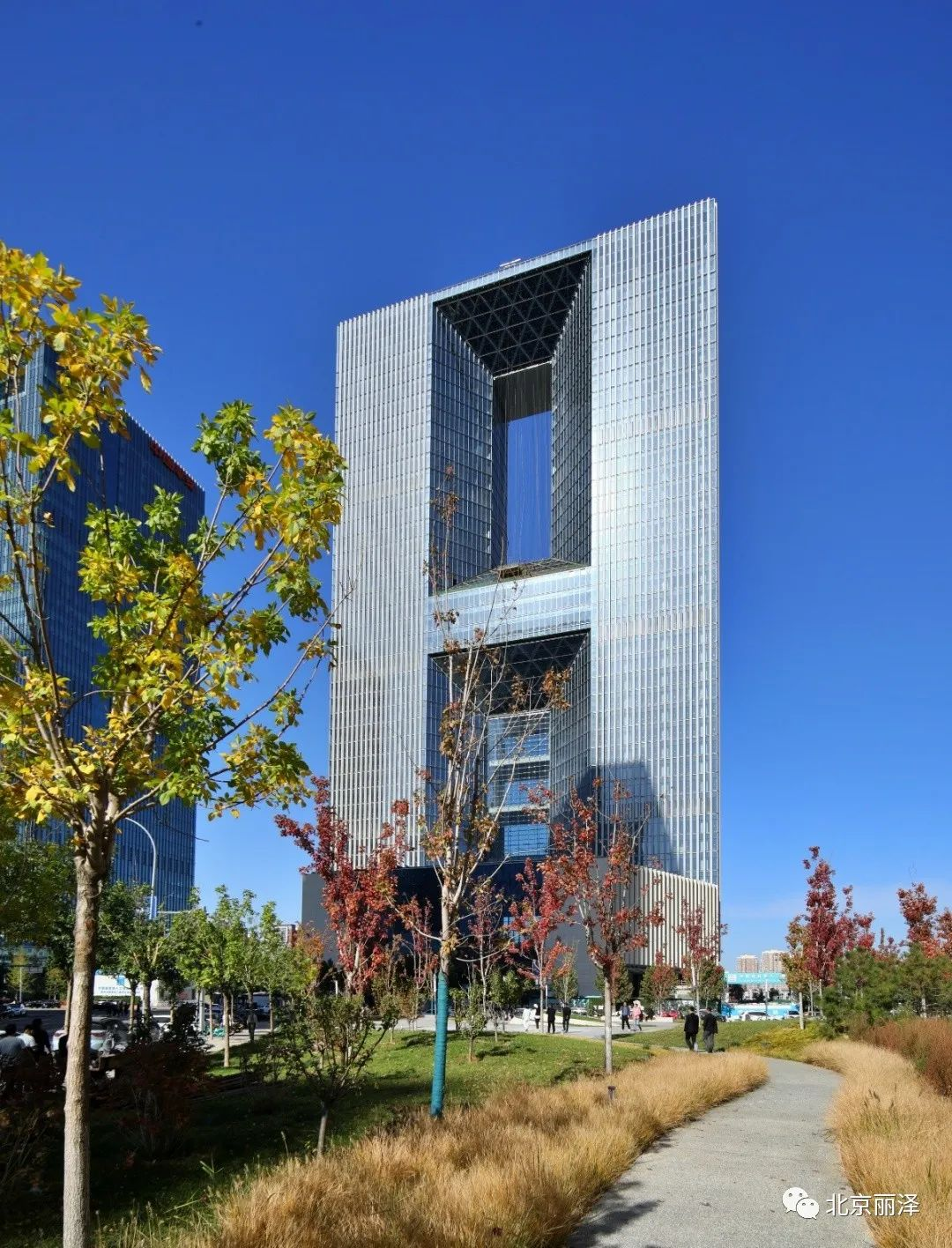 最是橙黄橘绿时丽泽的秋色藏在这里