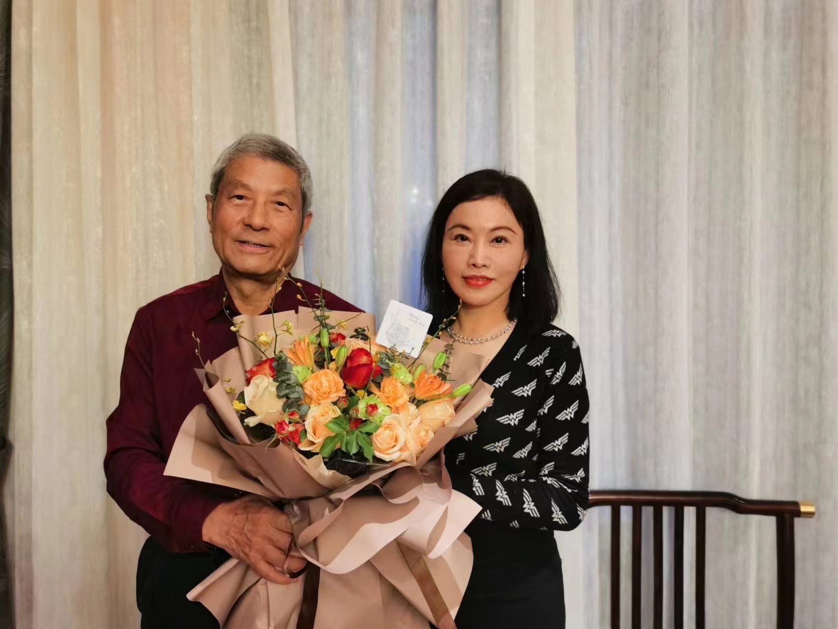 在"情"的层面对梁衡的阐释